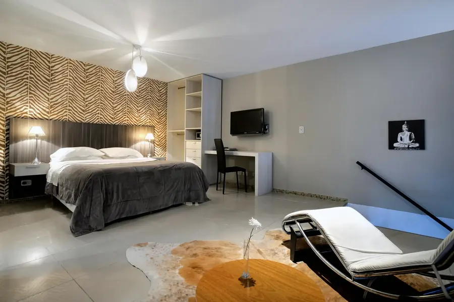 Interior — Orange Suite